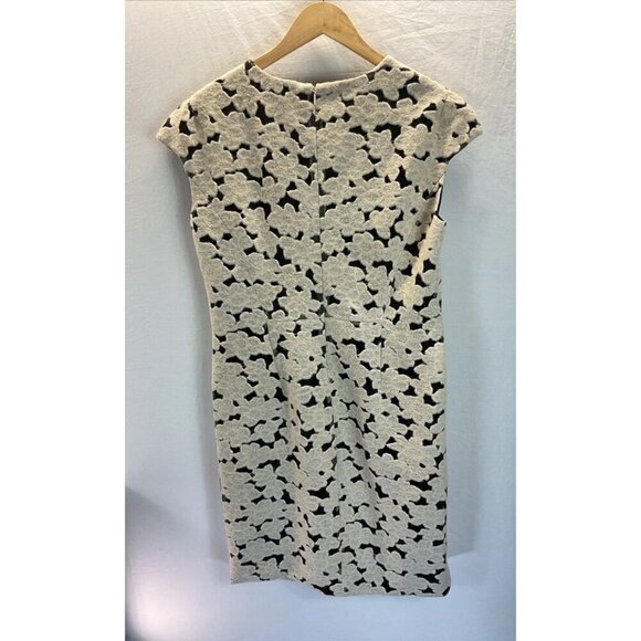 Carolina Herrera Wool Blend Floral burnout cap Sleeve Dress Black Ivory Size 12 - Picture 2 of 11